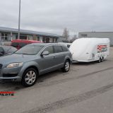 Vedu kinnise autoveo haagisega AST-2